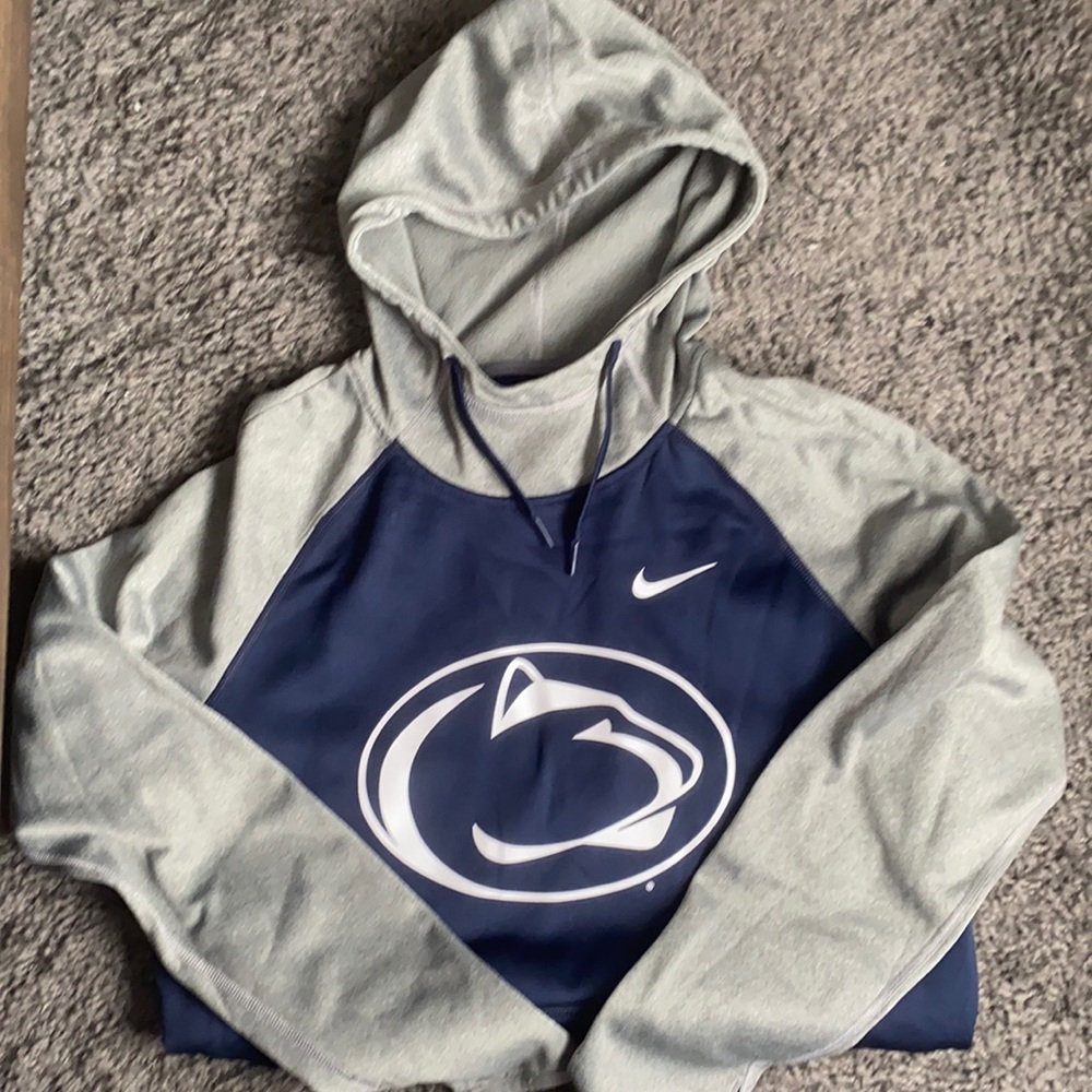 Nike Penn State hoodie!🐾💙🤍